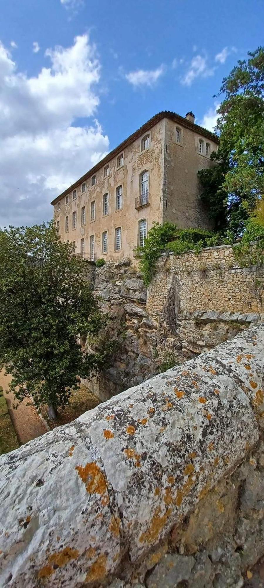 Comorebi Provence Entrecasteaux Luaran gambar